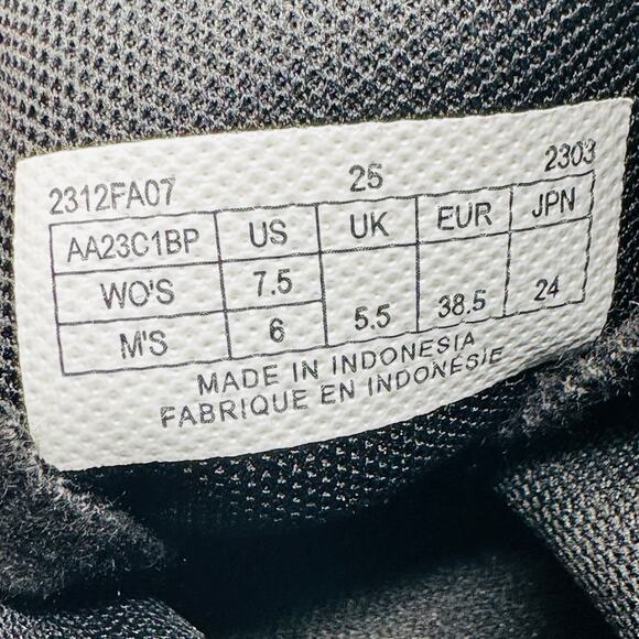 PF Flyers Women's The All American Hi Casual Sneakers Black/Pink Size 7.5 - Picture 11 of 11